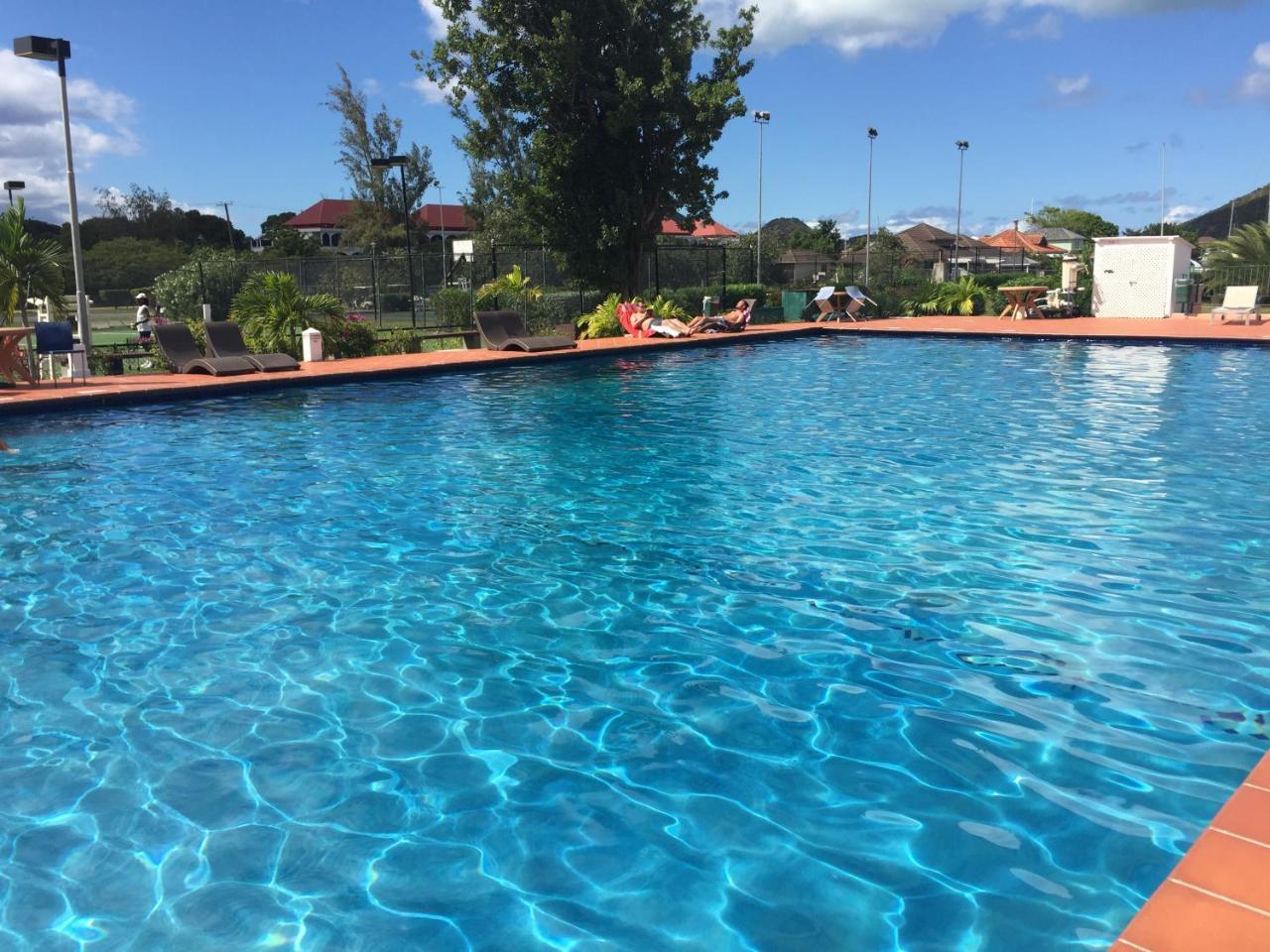 Antigua Chiama Italia Villas Jolly Harbour Exterior foto